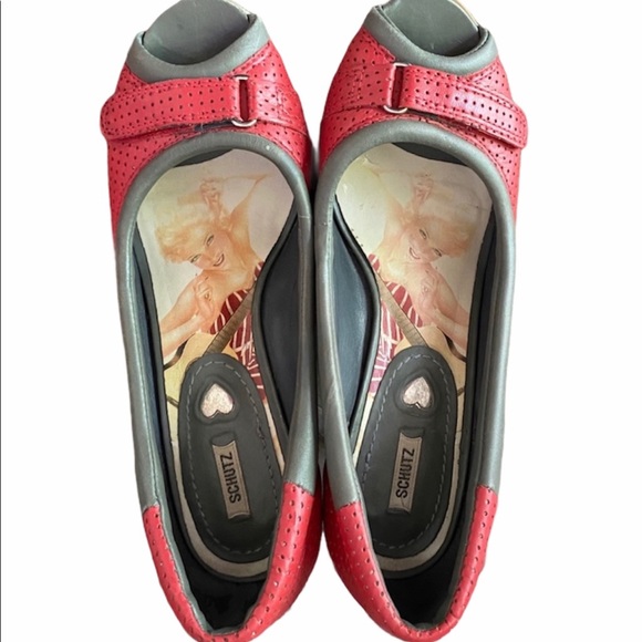 SCHUTZ Perforated Leather Peep Toe Pump - Picture 2 of 6